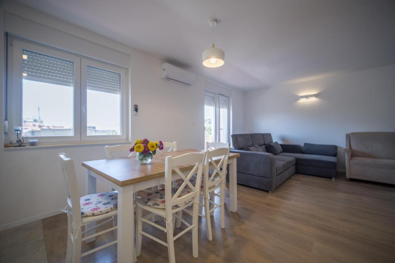 Saltare Solis Apartment