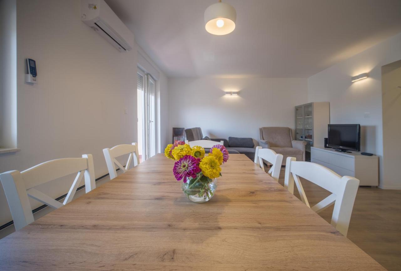 Apartment Saltare Solis Split